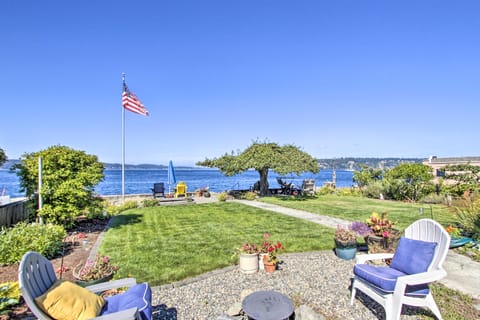 Fire Pit, Views & Beach Access: Waterfront Escape! House in University Place