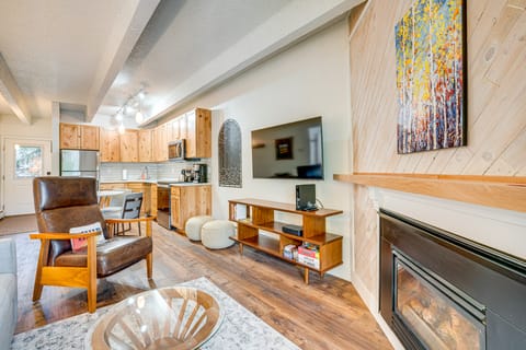 2 Blocks to Main St: Downtown Frisco Condo! Apartment in Frisco