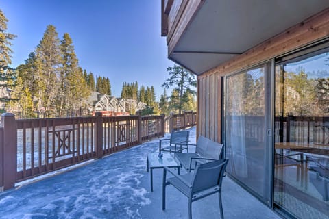 Ski-In/Out Access + Hot Tub! Breckenridge Condo Apartment in Breckenridge