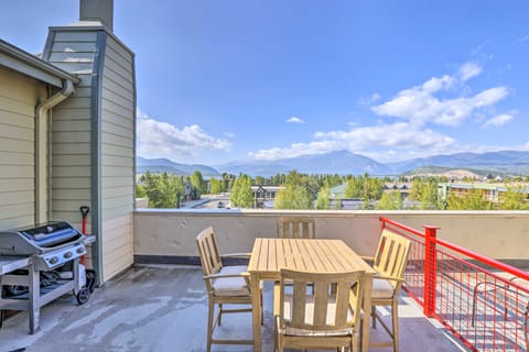 7 Mi to Slopes: Main Street Condo in Dillon Apartment in Dillon