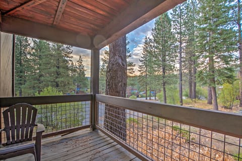 Northstar Resort Shuttle Access: Truckee Condo Apartment in Northstar Drive