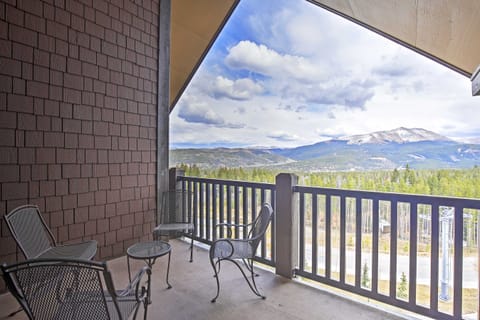 Ski-In/Ski-Out Breckenridge Resort Condo at Peak 7 Apartment in Breckenridge