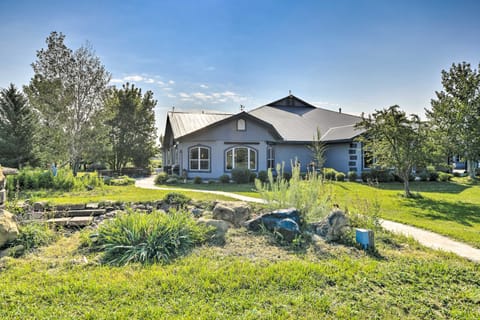 Flawless Durango Home w/ Theater + Pool Table House in La Plata County