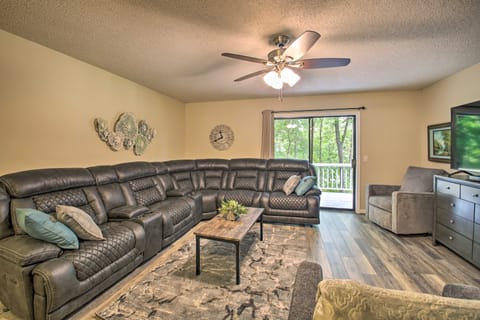 Furnished Deck & Grill: Hot Springs House Apartment in Garland County