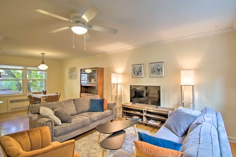 Mid-Century Bozeman Townhome ~ 1 Mi to Dtwn! Apartment in Bozeman