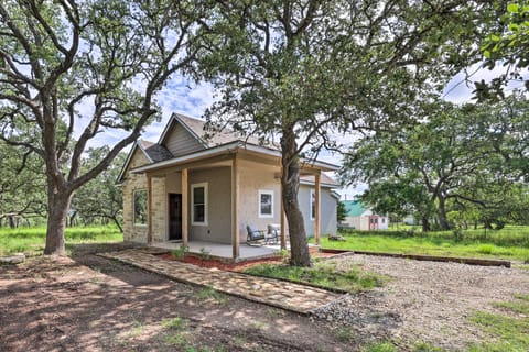 Cozy Spring Branch Cottage in Hill Country! Cottage in Spring Branch