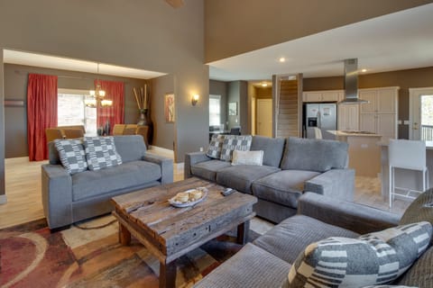 Secluded Flippin Home < 2 Mi to White River! House in Arkansas