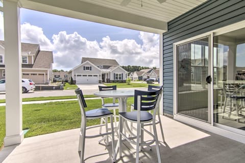 5 Mi to Beach & Pool Access: Bishop's Landing Home Apartment in Millville