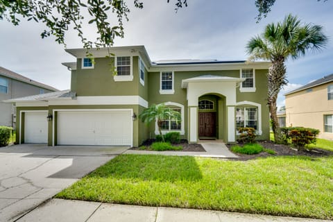 Spacious Kissimmee Family Home w/ Game Room & Pool House in Four Corners