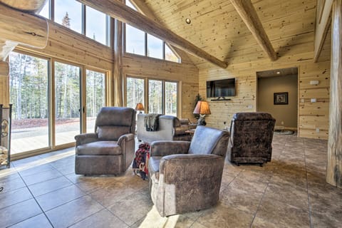 Spacious Hurley Home w/ Game Room Near Lakes House in Wisconsin