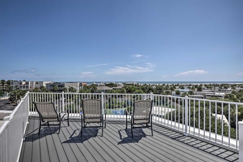Inviting St Augustine Studio - Walk to the Beach! Apartment in Butler Beach