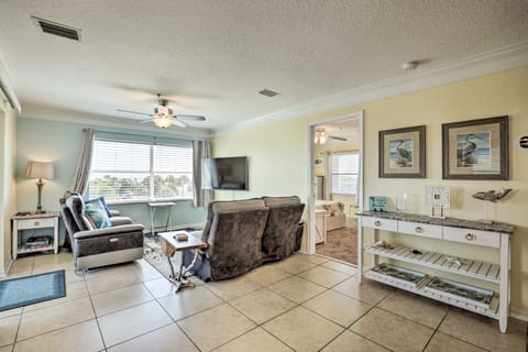 St Augustine Condo w/ Pool Access, Walk to Beach! Apartment in Butler Beach