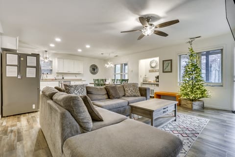 Family Getaway < 2 Mi to Massanutten Ski Lodge! House in Massanutten