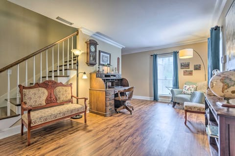 Bonifay Estate with Spring-Fed Swimming Hole! House in Alabama