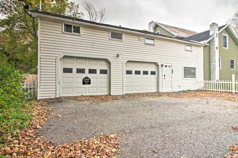 Idyllic Wallingford Retreat - Near Skiing & Hiking House in Wallingford