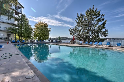 Lake-View Pool + Boat Slip! Ozarks Condo Apartment in Lake of the Ozarks