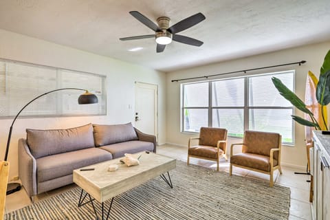 Cute & Cozy Florida Duplex: Walk to Beaches! House in Cocoa Beach