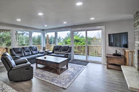 Coastal Washington Getaway: Walk to Beach! House in Copalis Beach