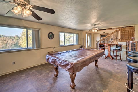 Large Home w/ Games: 4 Mi to Bull Shoals Lake! House in Arkansas