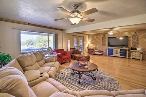 Large Home w/ Games: 4 Mi to Bull Shoals Lake! House in Arkansas