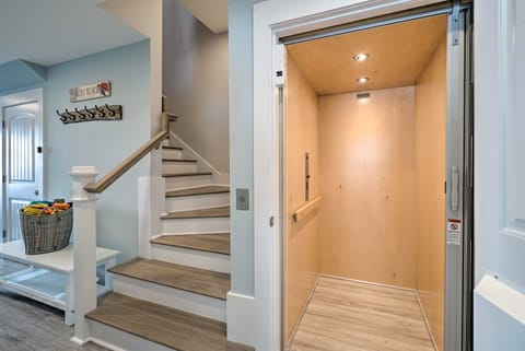 Kure Beach Townhome: Short Walk to the Beach! Apartment in Kure Beach