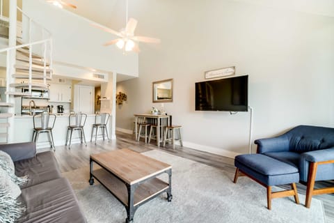 Dreamy Lake Conroe Escape: Boat, Golf, and Swim! Apartment in Lake Conroe