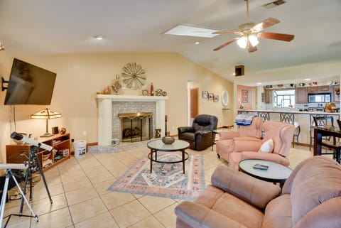 'Pirate Cove' Home in Welaka: Dock & River Access! House in Welaka