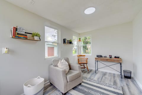 Peaceful Lady Lake Home w/ Screened-In Porch! House in Lady Lake