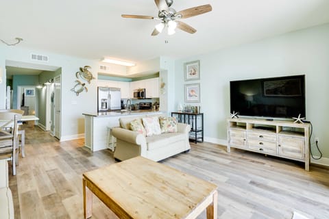 Beachfront PCB Condo w/ Ocean View & Pool Access! Apartment in Panama City Beach