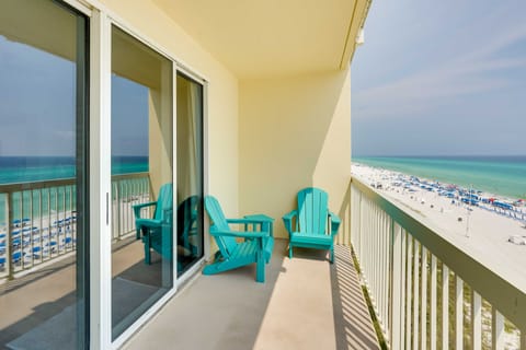 Beachfront PCB Condo w/ Ocean View & Pool Access! Apartment in Panama City Beach