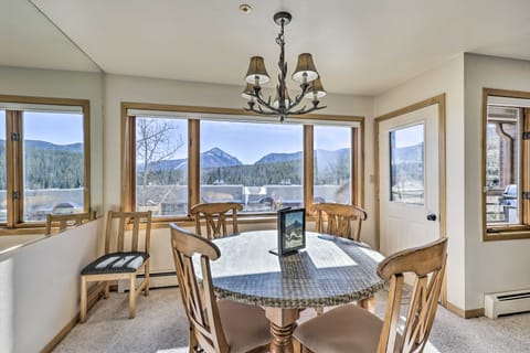 Condo w/ Views & Hot Tub Access in Silverthorne! Apartment in Wildernest