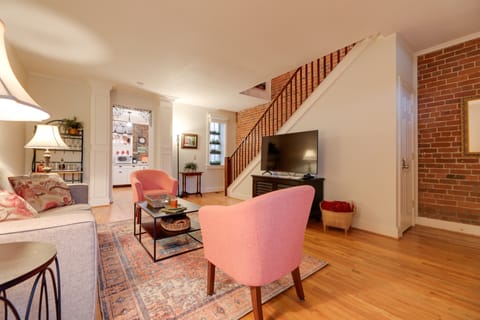 Riverfront Studio w/ Private Patio & Garden! Apartment in Ohio