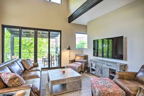 Sleek & Modern Townhome, 3 Blocks to Main St! Apartment in Moab