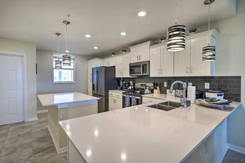 Kissimmee Condo ~ 10 Mi to Disney Attractions Apartment in Kissimmee