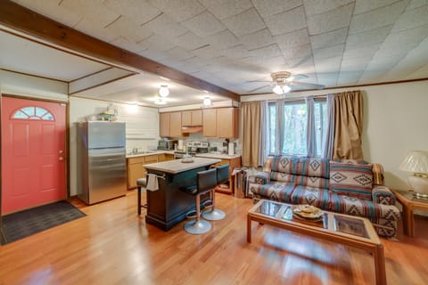 Rustic Cottage with Fire Pit & Private Yard! Cottage in Michigan