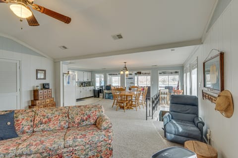 Furnished Deck, Dock! Lake of the Ozarks Haven House in Sunrise Beach