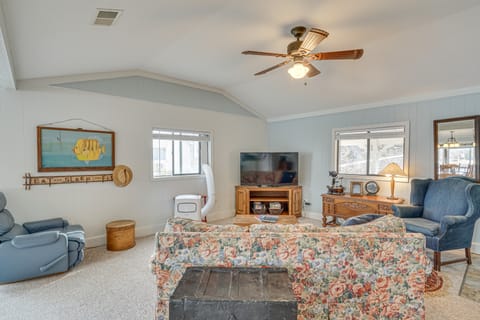 Furnished Deck, Dock! Lake of the Ozarks Haven House in Sunrise Beach