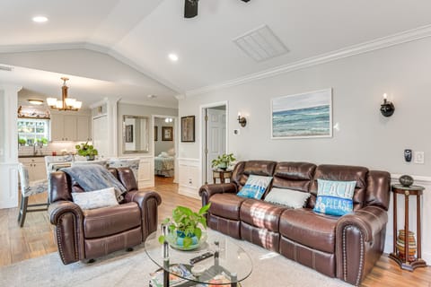 Bluffton Getaway w/ Fenced Yard: 7 Mi to Beach! House in Bluffton