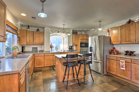 'Green Valley Ranch' - Family Home: 13 Mins to DIA House in Aurora