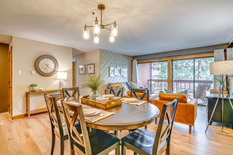 Steps to Chairlift: Breckenridge Condo w/ Hot Tubs Apartment in Breckenridge