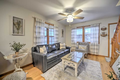 Lake Luzerne Home w/ Fire Pit on Hudson River House in Corinth