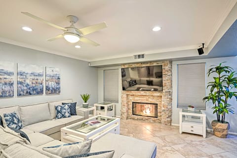 Pet-Friendly La Quinta Gem w/ Pool & Yard Games House in La Quinta