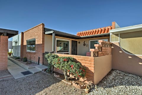 Green Valley Townhome w/ Patio & Resort Amenities Apartment in Sahuarita