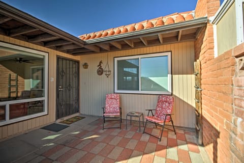 Green Valley Townhome w/ Patio & Resort Amenities Apartment in Sahuarita