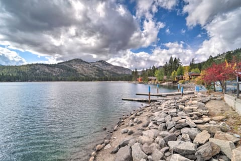 Rustic Truckee Cabin Near Donner Lake, Ski Resorts House in Donner Lake