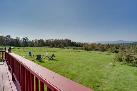 'John's Farmhouse in Mount Snow' on 120 Acres! House in Whitingham