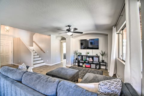 1 Mi to Surprise Stadium! Desert Poolside Oasis House in Surprise