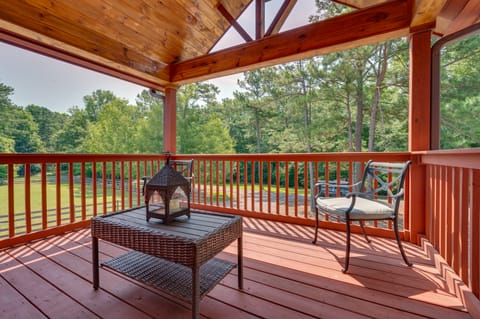 Barn-Style Georgia Vacation Rental - Pet Friendly! Apartment in Georgia