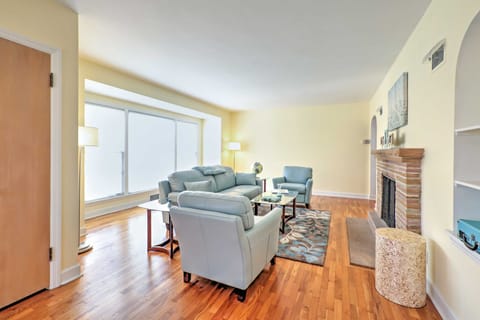 Williams Bay Retreat: Walk to Lake Geneva & Town! House in Williams Bay