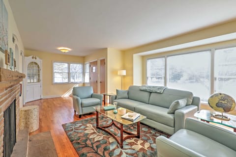 Williams Bay Retreat: Walk to Lake Geneva & Town! House in Williams Bay